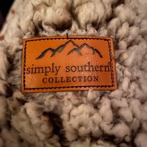 Simply Southern cow, print, blanket, really soft and never used two sides to it.